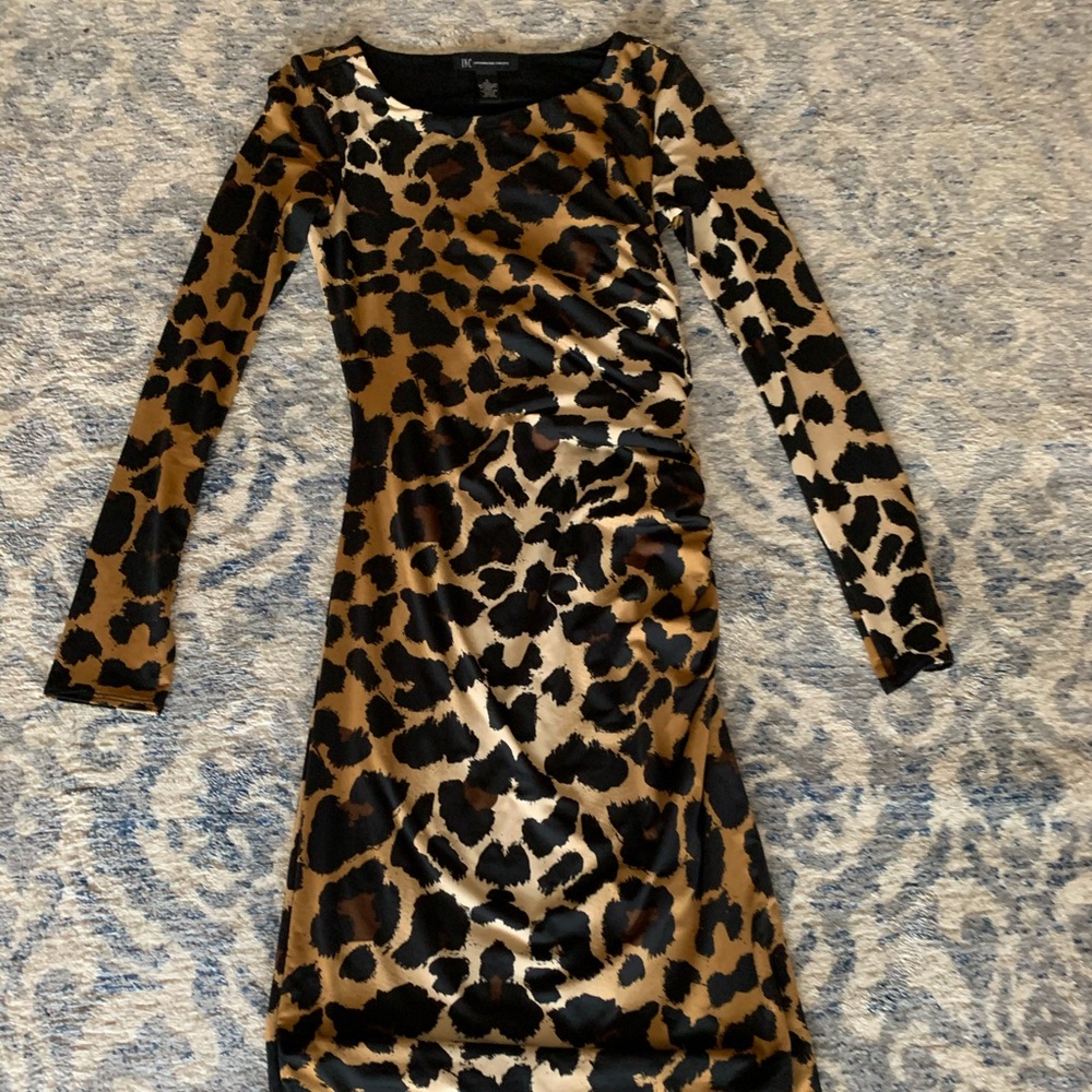Leopard print fitted dress